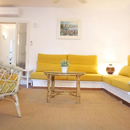 Tatil Evi Lovely Next To The Cambrils