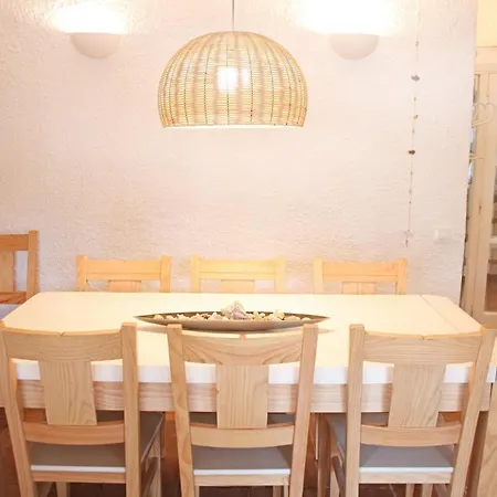 Tatil Evi Lovely Next To The Cambrils